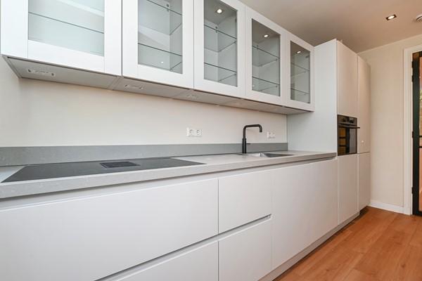 Medium property photo - Beukelsweg 55B, 3022 GD Rotterdam